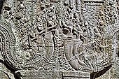 Ta Prohm temple - bas reliefs